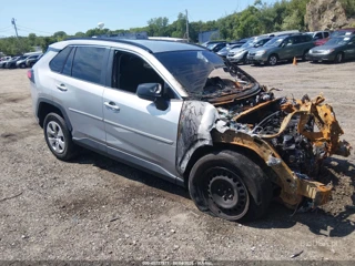 TOYOTA TOYOTA RAV4 LE