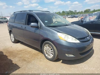 TOYOTA TOYOTA SIENNA XLE