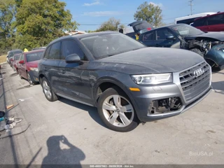 AUDI AUDI Q5 2.0T PREMIUM/2.0T TECH PREMIUM