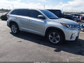 TOYOTA TOYOTA HIGHLANDER LIMITED
