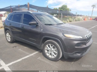 JEEP JEEP CHEROKEE LATITUDE PLUS FWD