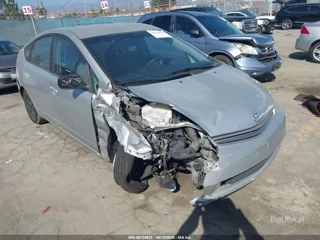 TOYOTA TOYOTA PRIUS