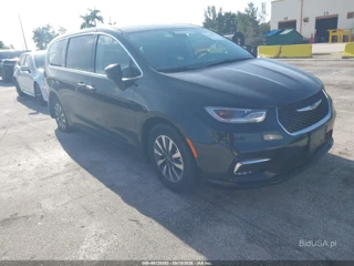 CHRYSLER CHRYSLER PACIFICA HYBRID TOURING L