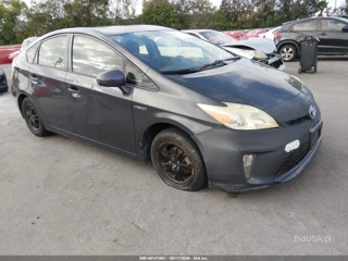 TOYOTA TOYOTA PRIUS TWO