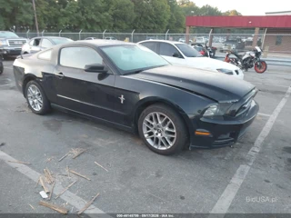 FORD FORD MUSTANG V6 PREMIUM