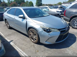 TOYOTA TOYOTA CAMRY SE