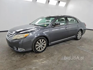 TOYOTA AVALON LIMITED