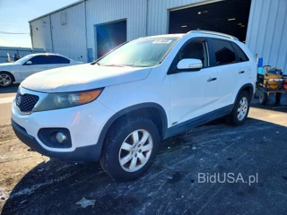 KIA SORENTO LX