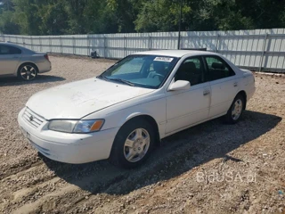 TOYOTA CAMRY LE V6