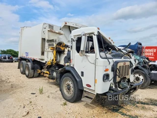 PETERBILT 520
