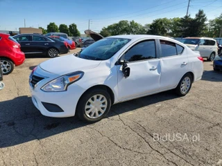 NISSAN VERSA SV