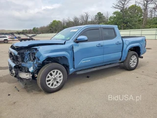 TOYOTA TACOMA SR5