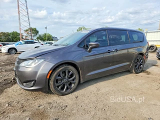 CHRYSLER PACIFICA TOURING