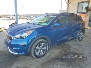 KIA NIRO LX