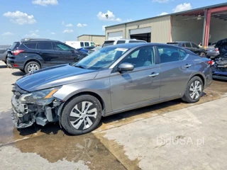 NISSAN ALTIMA S