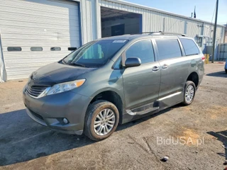 TOYOTA SIENNA XLE 8-PASSENGER