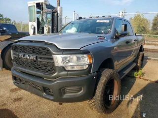 RAM 2500 TRADESMAN