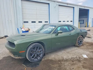 DODGE CHALLENGER SRT 392