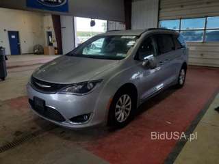 CHRYSLER PACIFICA TOURING L