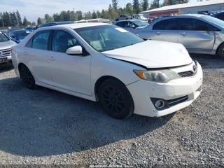 TOYOTA TOYOTA CAMRY SE