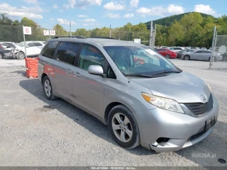 TOYOTA TOYOTA SIENNA LE V6