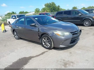 TOYOTA TOYOTA CAMRY SE