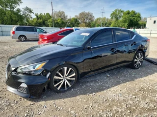 NISSAN ALTIMA SR