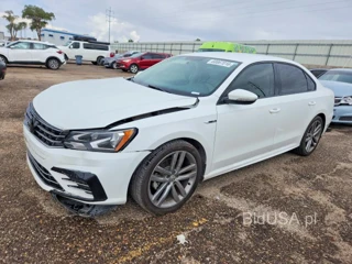 VOLKSWAGEN PASSAT S