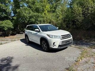 TOYOTA HIGHLANDER XLE