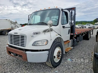 FREIGHTLINER M2 106 MEDIUM DUTY