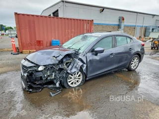 MAZDA 3 TOURING