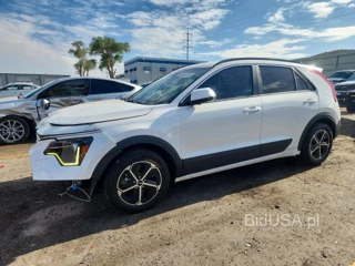 KIA NIRO EX