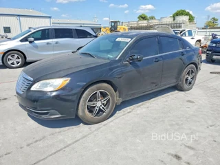 CHRYSLER 200 LX