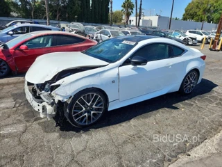 LEXUS RC 200T