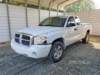 DODGE DAKOTA SLT