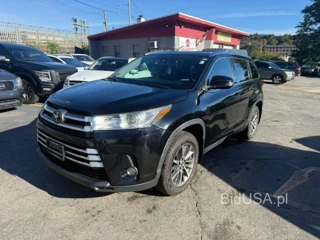 TOYOTA HIGHLANDER XLE