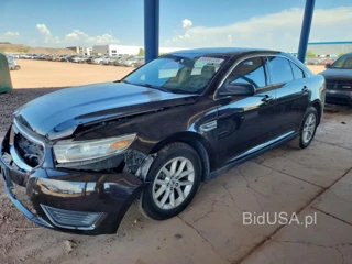 FORD TAURUS SE