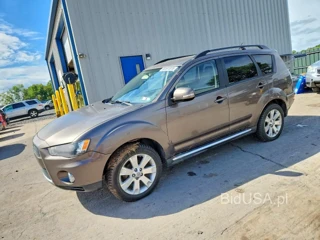 MITSUBISHI OUTLANDER SE