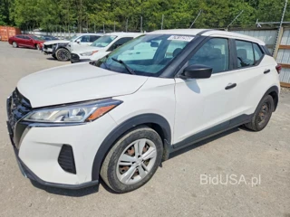 NISSAN KICKS S