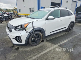 KIA NIRO LX