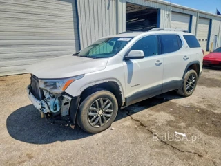 GMC ACADIA SLT-1