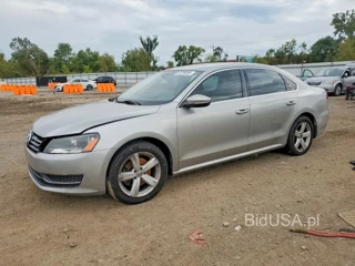 VOLKSWAGEN PASSAT SE