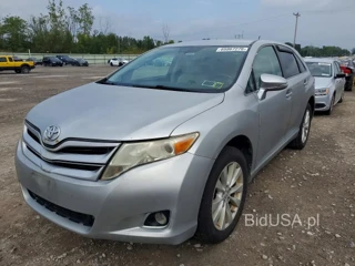 TOYOTA VENZA LE