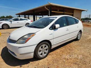 TOYOTA PRIUS BASE