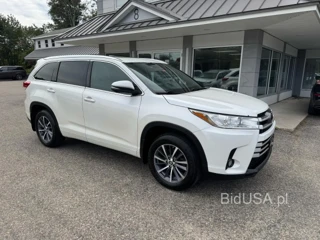 TOYOTA HIGHLANDER XLE