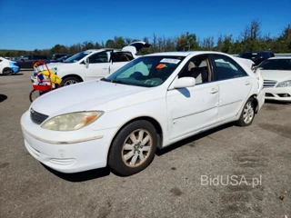 TOYOTA CAMRY XLE V6