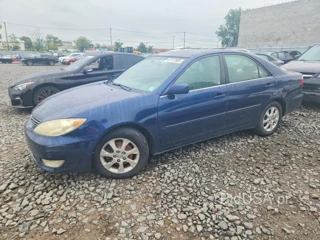 TOYOTA CAMRY XLE V6