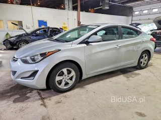 HYUNDAI ELANTRA SE