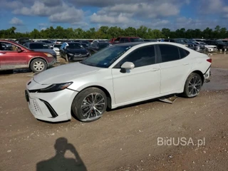 TOYOTA CAMRY XSE