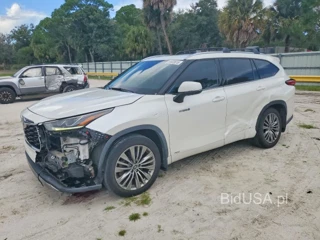 TOYOTA HIGHLANDER HYBRID PLATINUM